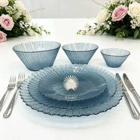 Glass dining table pads, table decoration tableware, glass plates, glass fruit plates, glass bowls, glass Chargerplate, glass bowl StemmedGla Glass dining table pads, table decoration tableware, glass plates, glass fruit plates, glass bowls, glass Chargerplate, glass bowl StemmedGla